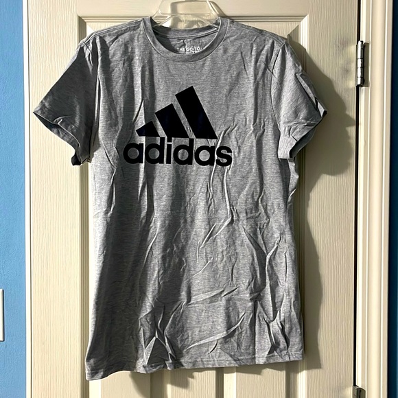 adidas Tops - Adidas T-Shirt
